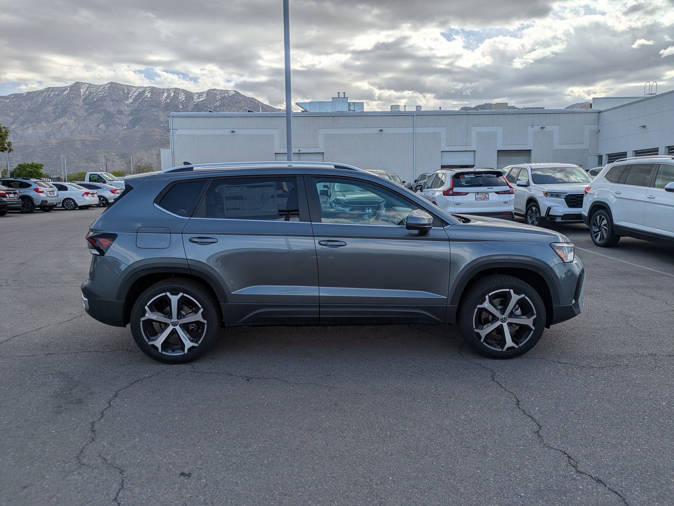 New 2026 Platinum Gray Metallic Volkswagen SEL image 2