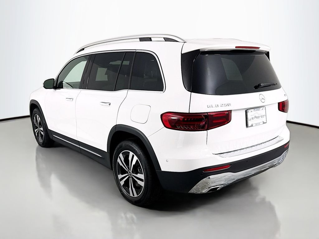 Used 2025 White Mercedes-Benz GLB 250 image 3