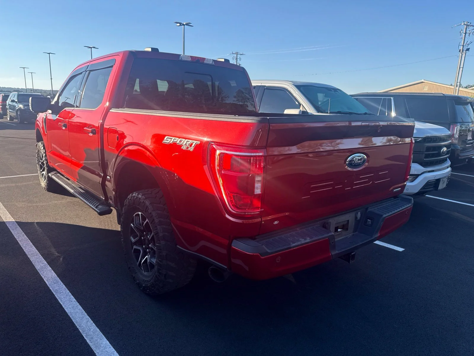 Used 2023 Red Ford XLT image 3