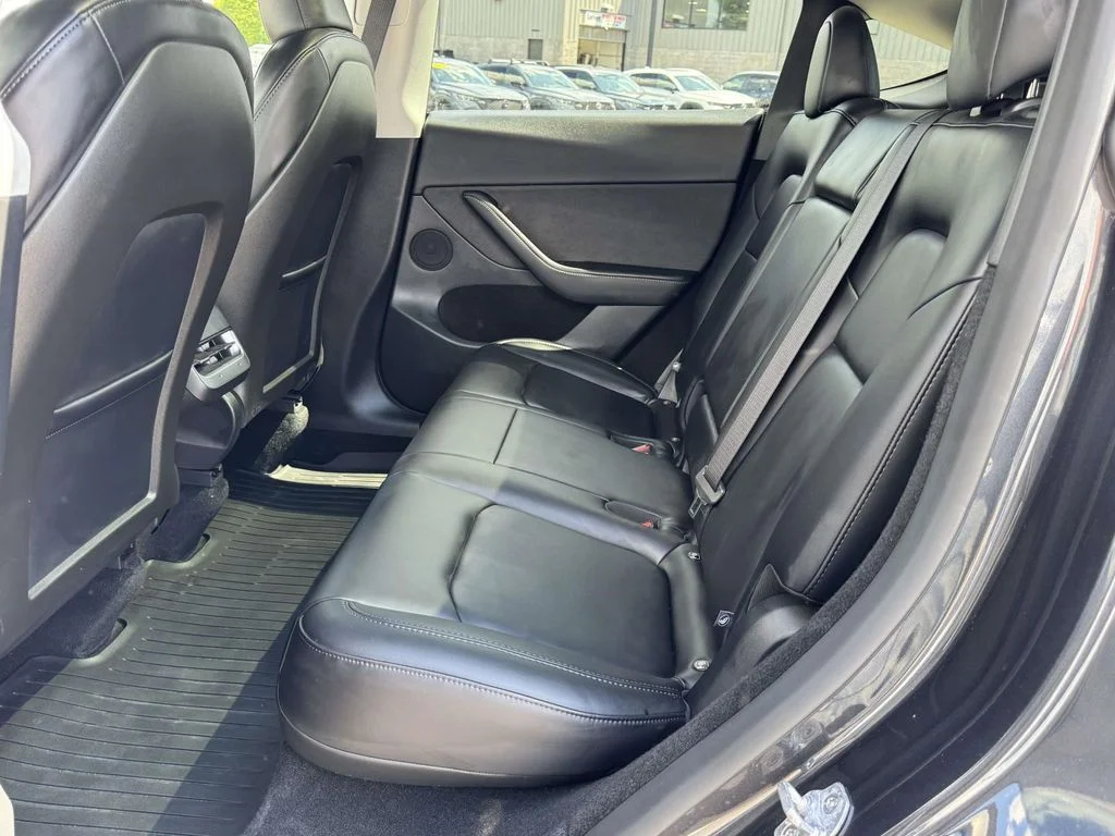 Used 2025 Stealth Gray Tesla Long Range image 15