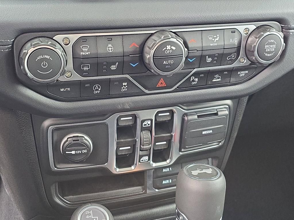 2026 Jeep Wrangler 4-Door Sahara - Photo 23
