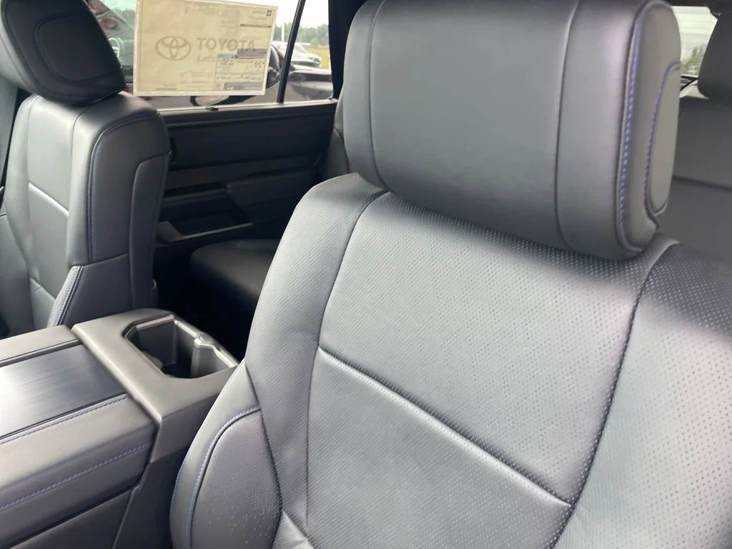 2026 Toyota Sequoia Platinum - Photo 17