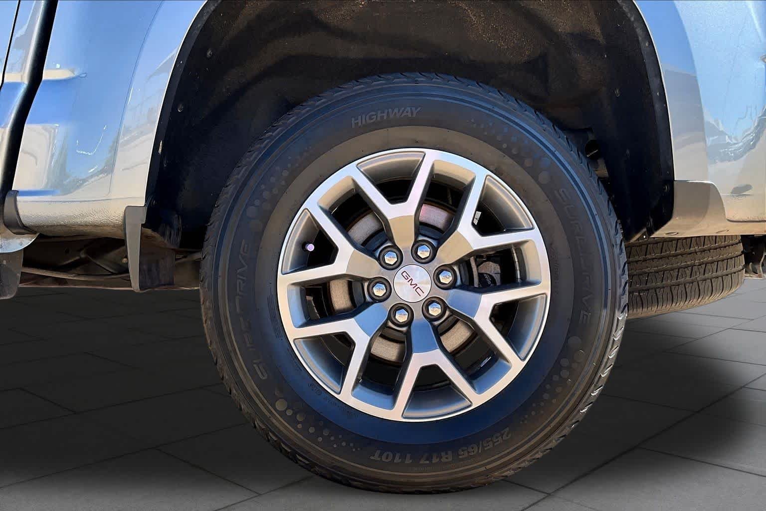 Used 2019 Satin Steel Metallic GMC 4WD All Terrain w/Leather image 11