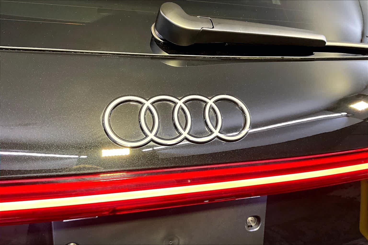 Used 2026 Mythos Black Metallic Audi Premium Plus image 33