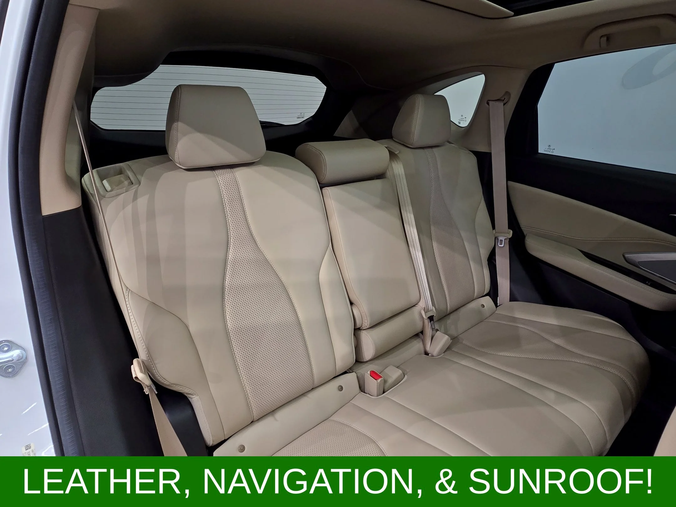 Used 2021 Platinum White Pearl Acura Technology Package image 10