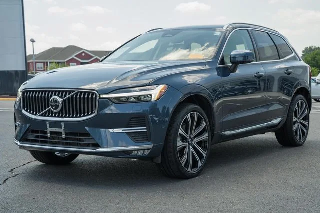 Certified Used 2023 Denim Blue Volvo Ultimate image 3