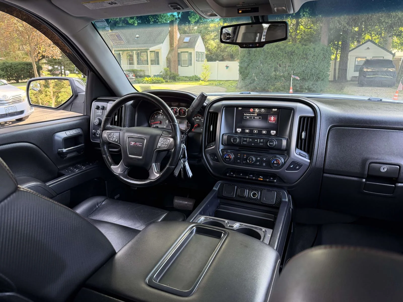 Used 2014 White GMC SLT image 19