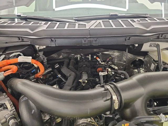 New 2026 Oxford White Ford STX® image 41