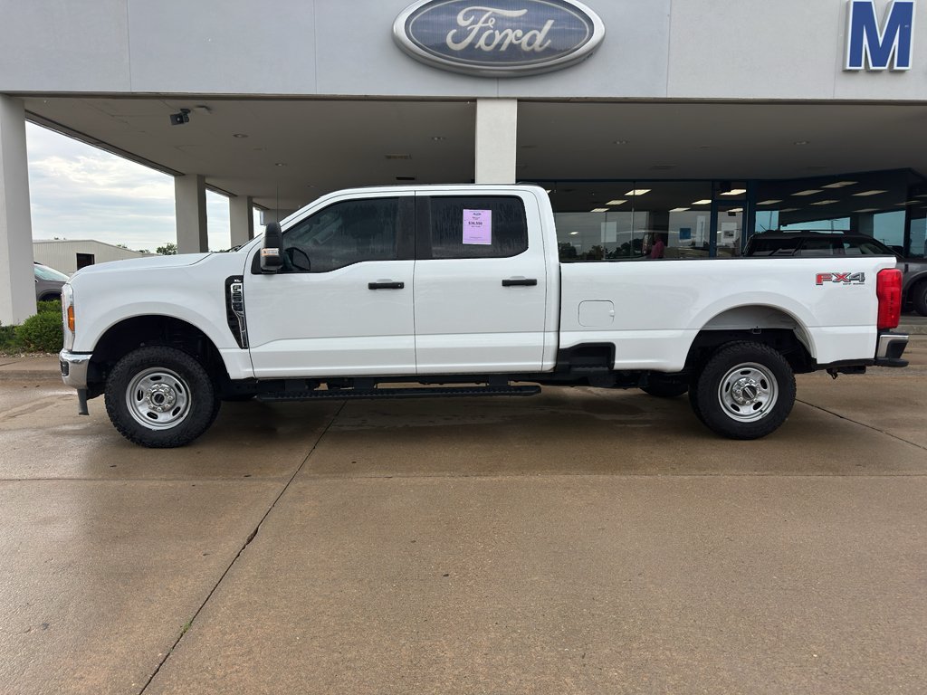 Used 2024 Oxford White Ford XL image 4