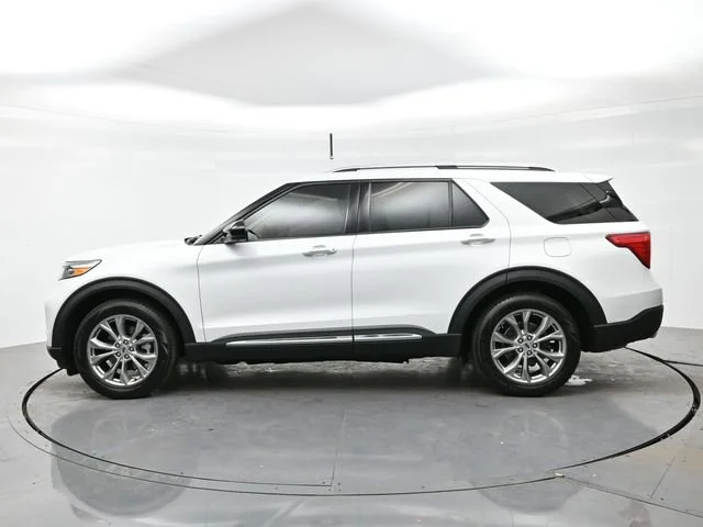 Used 2023 Oxford White Ford Limited image 4
