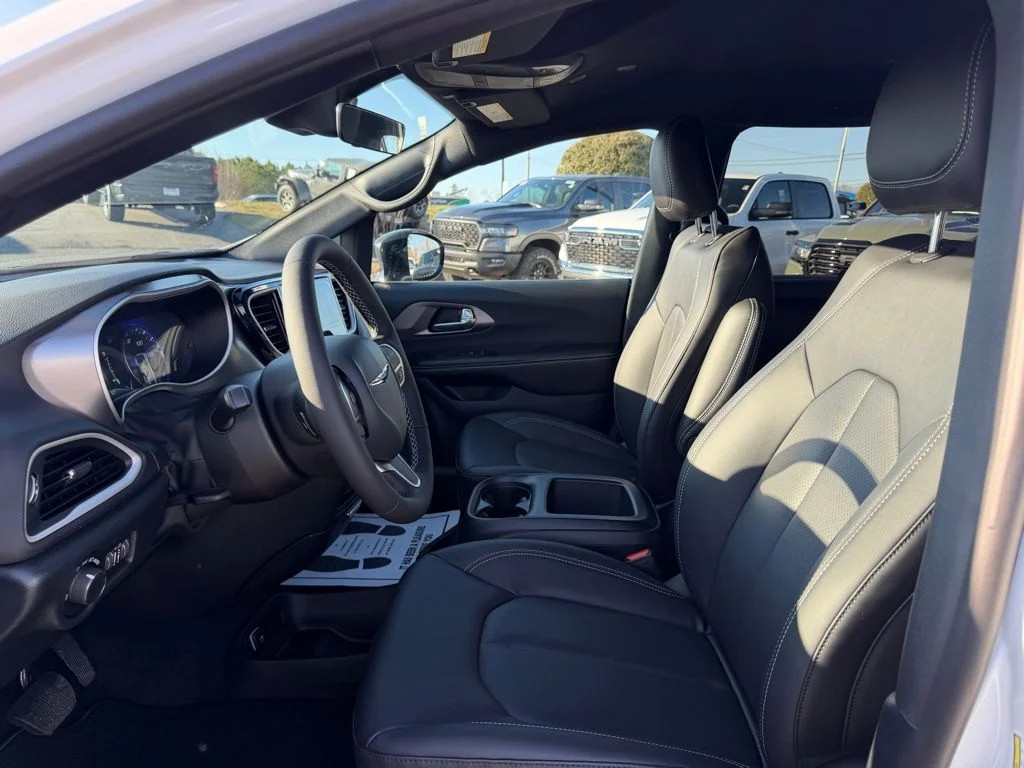 New 2026 White Chrysler LX image 15