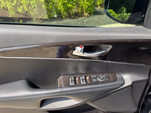Used 2018 Black Kia LX image 14