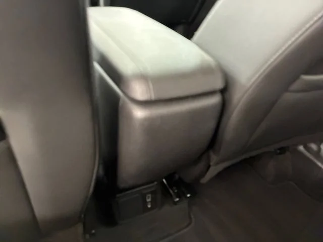 Used 2024 White Buick Sport Touring image 19