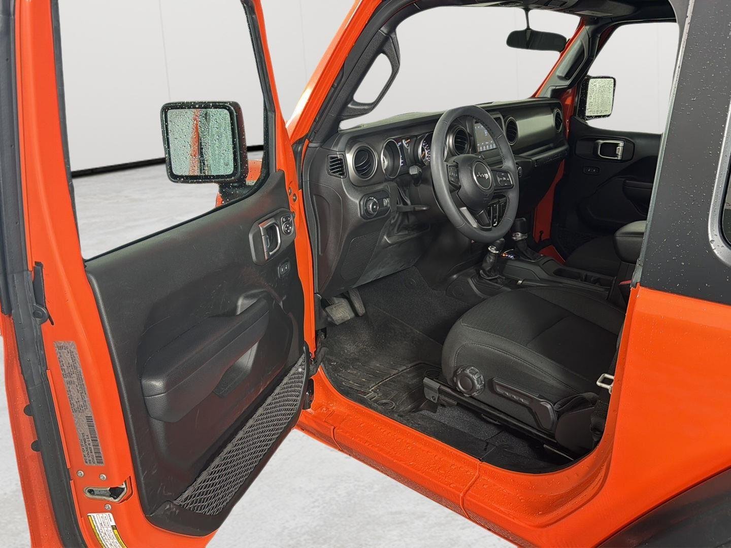 Used 2023 Punkn Metallic Clearcoat Jeep Sport S image 7