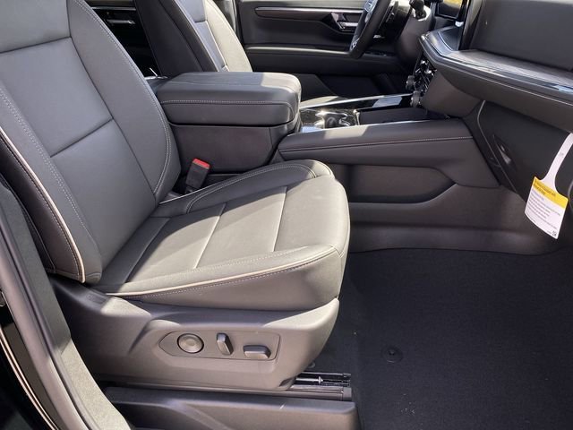 2026 Chevrolet Suburban Premier - Photo 45