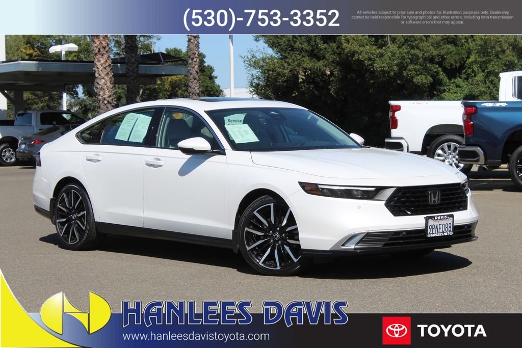2024 Honda Accord Hybrid Touring's photo