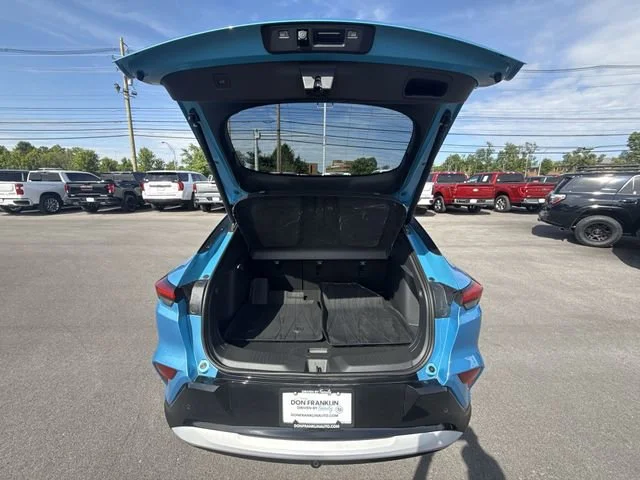 Used 2025 Aquamarine Blue Metallic Buick Sport Touring image 22