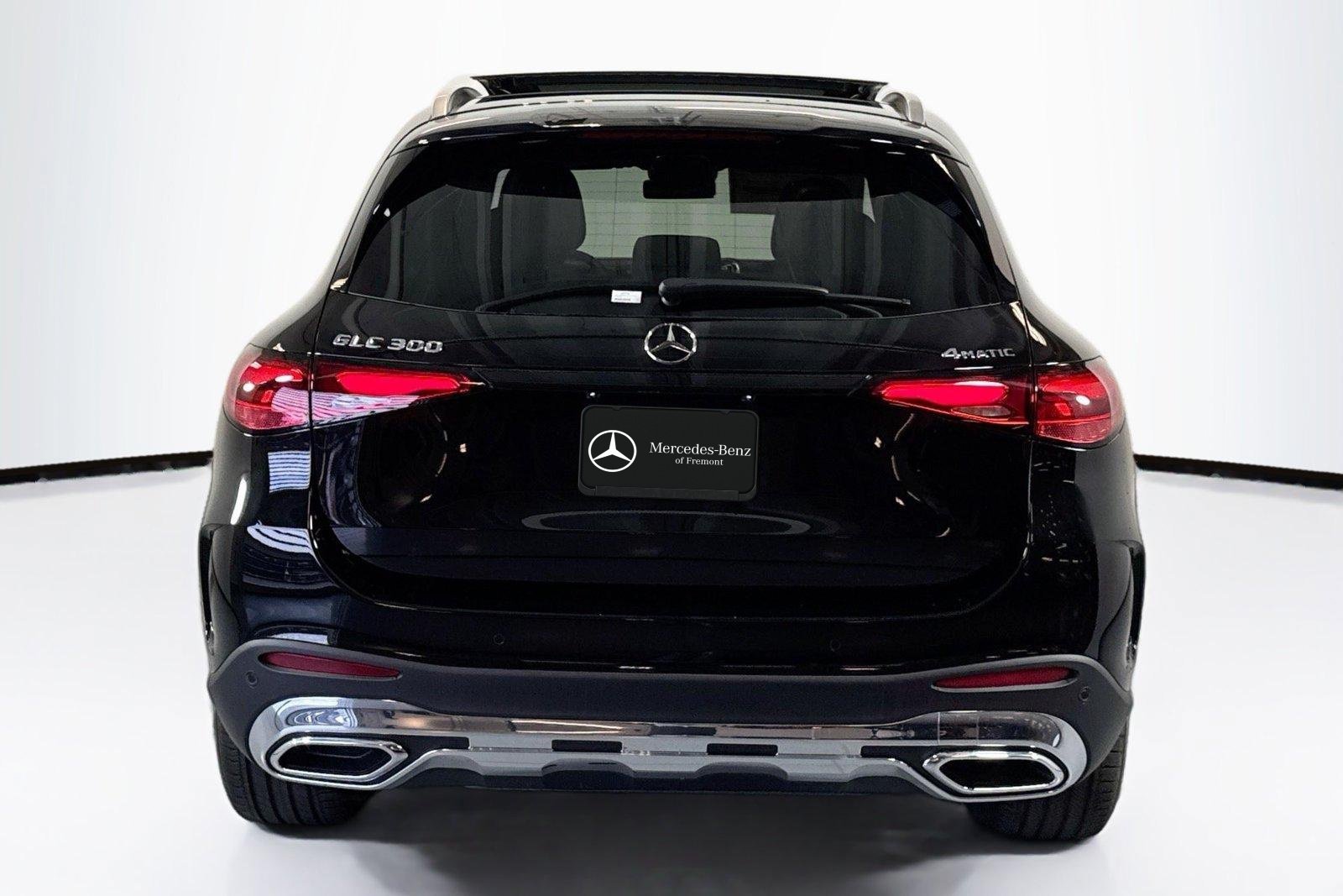 New 2026 Black Mercedes-Benz GLC 300 image 6