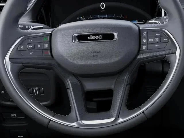 New 2026 Bright White Clear-Coat Exterior Paint Jeep Laredo image 97