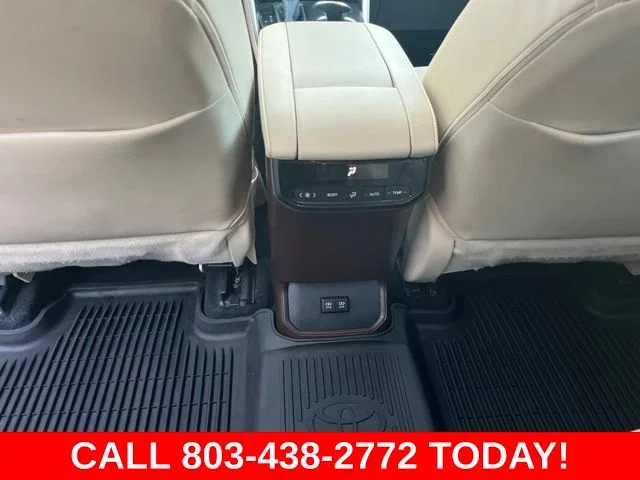 Used 2020 White Toyota XLE image 16