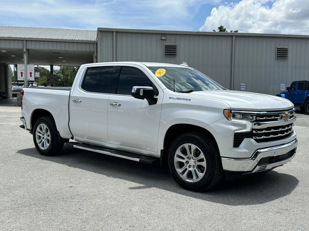 Certified Used 2023 Pearl Chevrolet LTZ image 9
