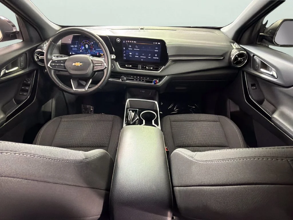 2025 Chevrolet Equinox LT - Photo 29
