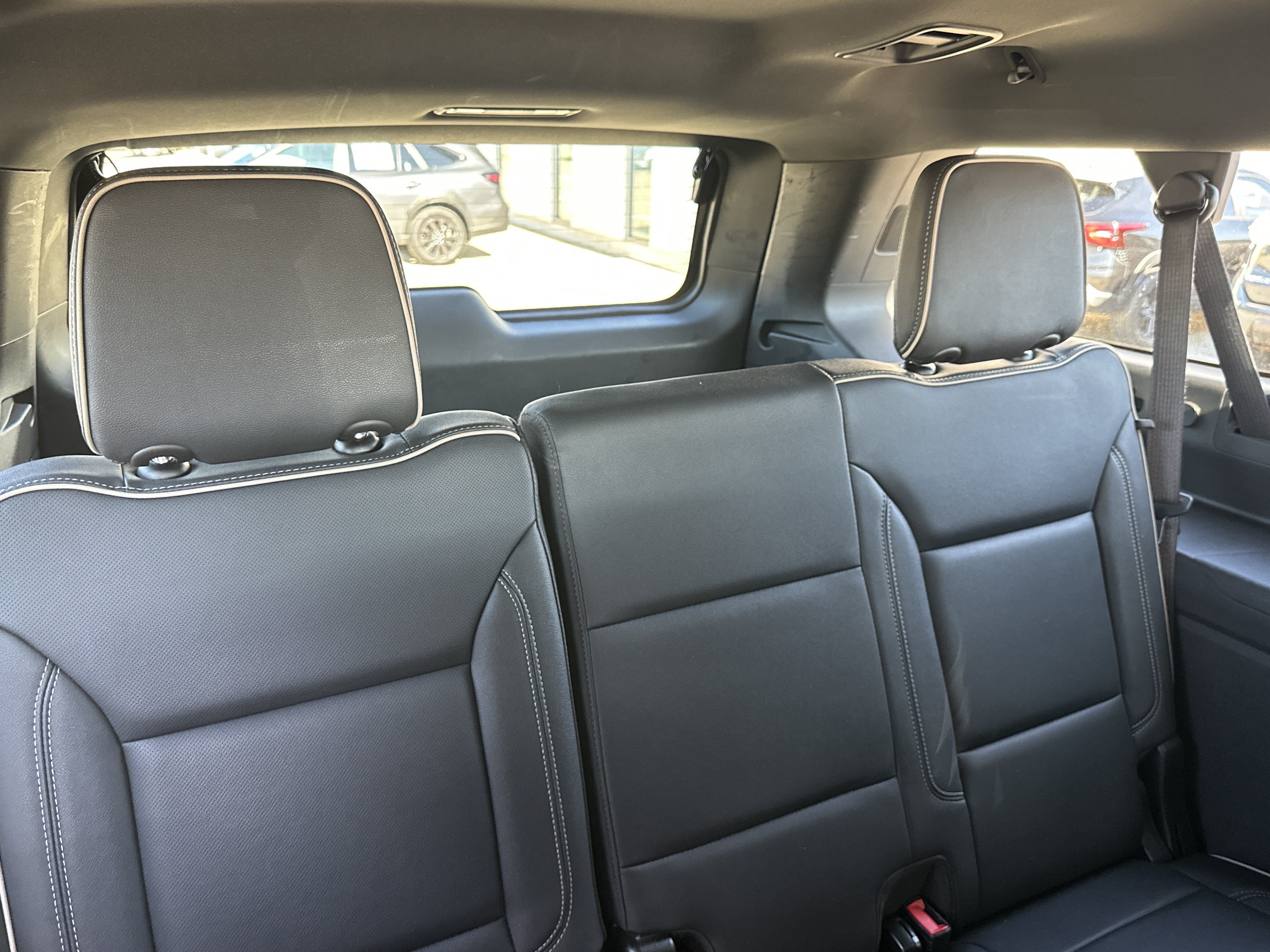 Used 2024 Summit White GMC SLT image 18
