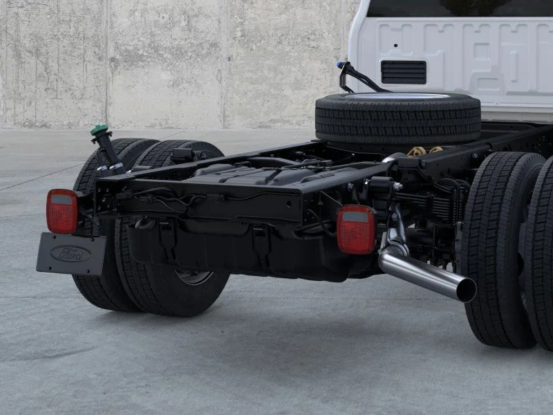 New 2026 Oxford White Ford F-450® XL image 21