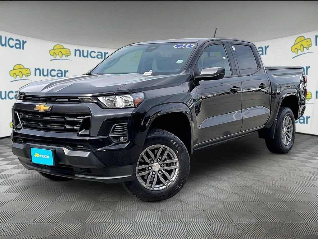 Used 2023 Black Chevrolet LT image 3