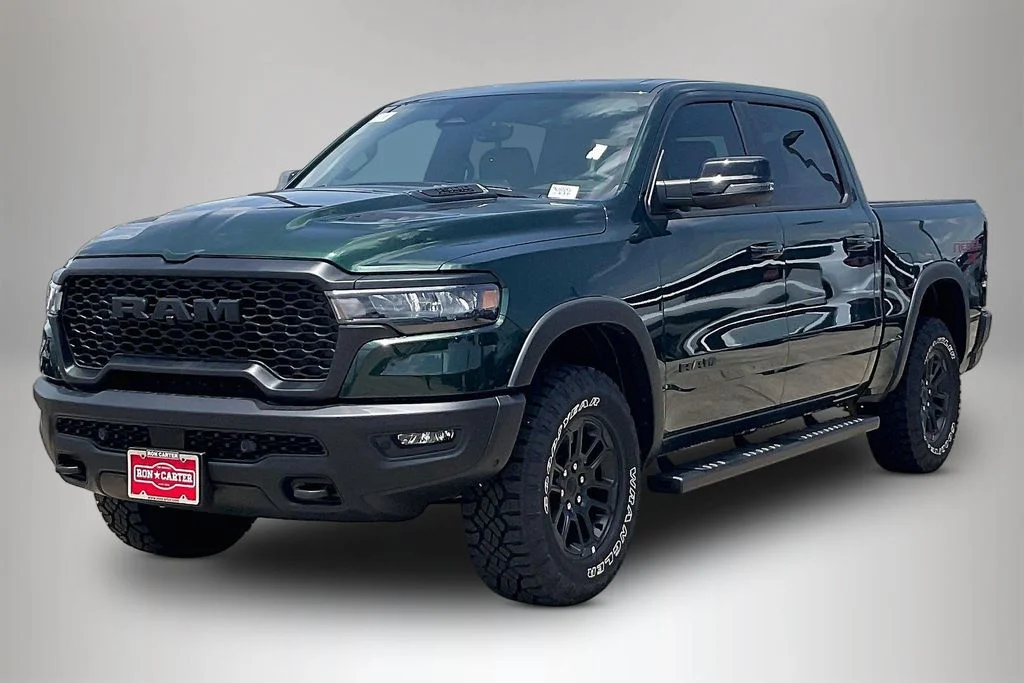 New 2026 Serrano-Green Metallic Exterior Paint RAM Rebel image 2