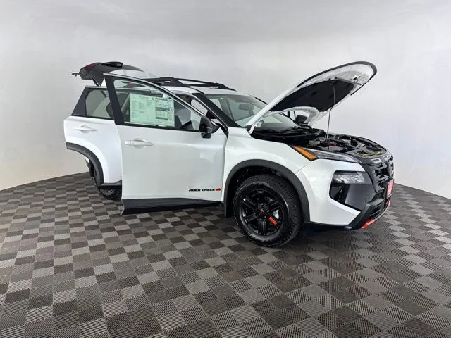 New 2026 Everest White Pearl TriCoat Nissan Rock Creek® image 12