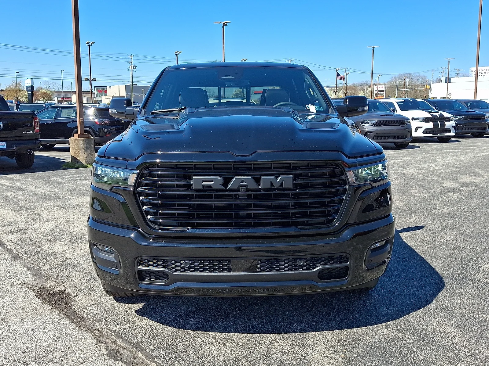 New 2026 Diamond Black Crystal Pearl-Coat Exterior Paint RAM Laramie image 3