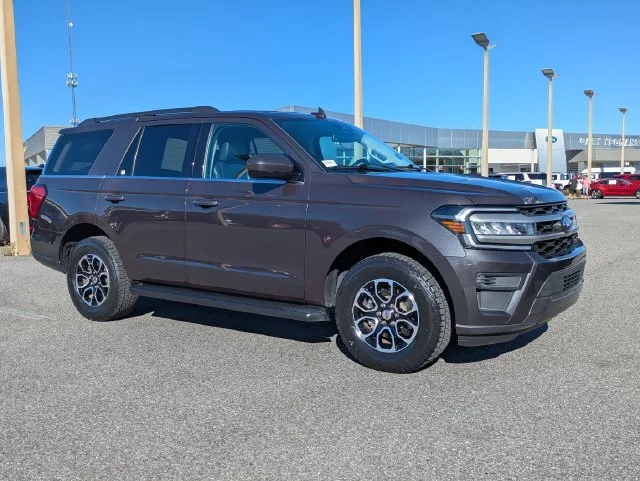 Certified Used 2024 Gray Metallic Ford XLT image 2