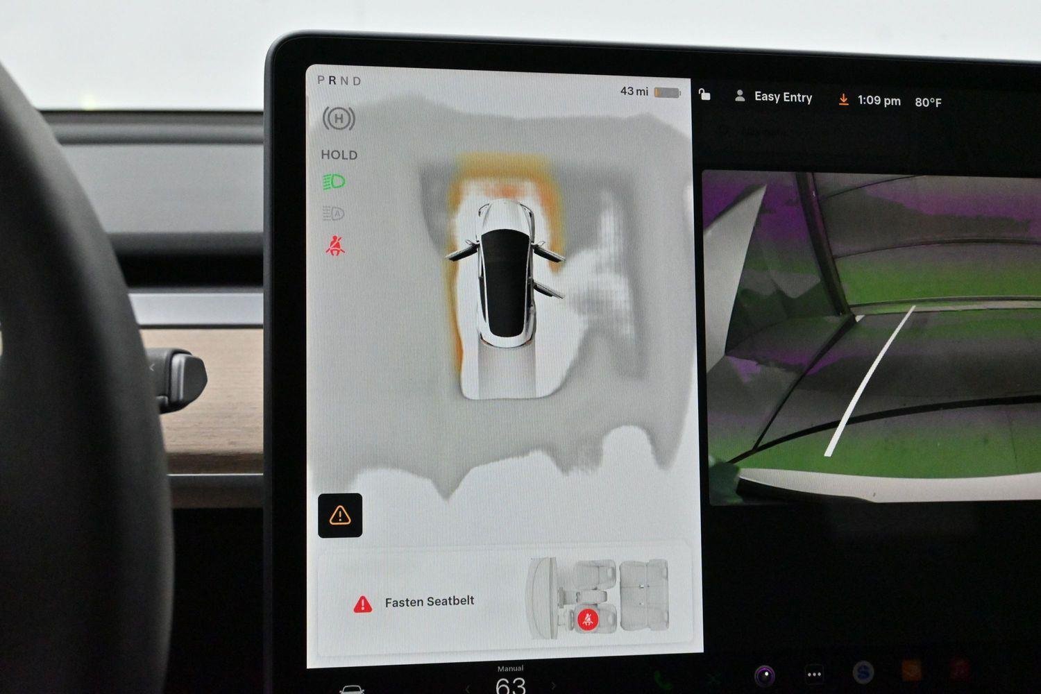 Used 2022 Pearl White Multi-Coat Tesla Base image 20