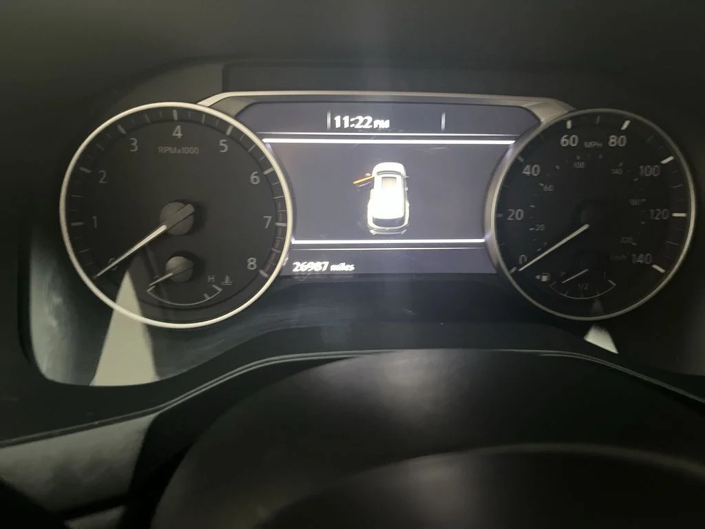 Used 2024 Gray Nissan S image 19