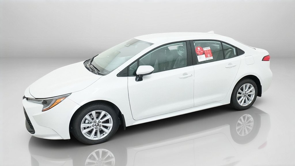 New 2027 Wind Chill Pearl Toyota LE image 14