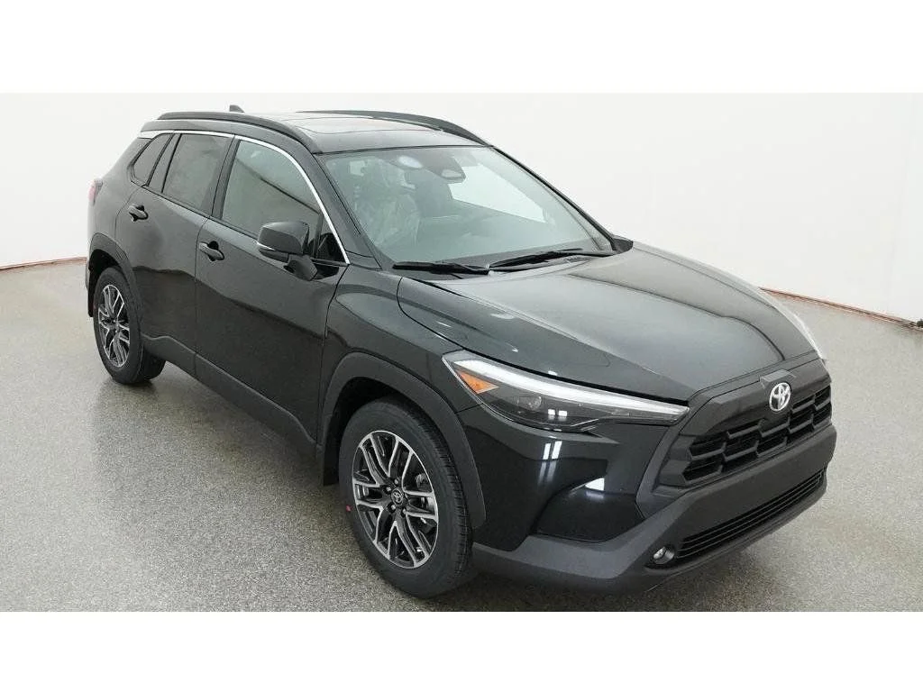 New 2026 Jet Black Toyota XLE image 17