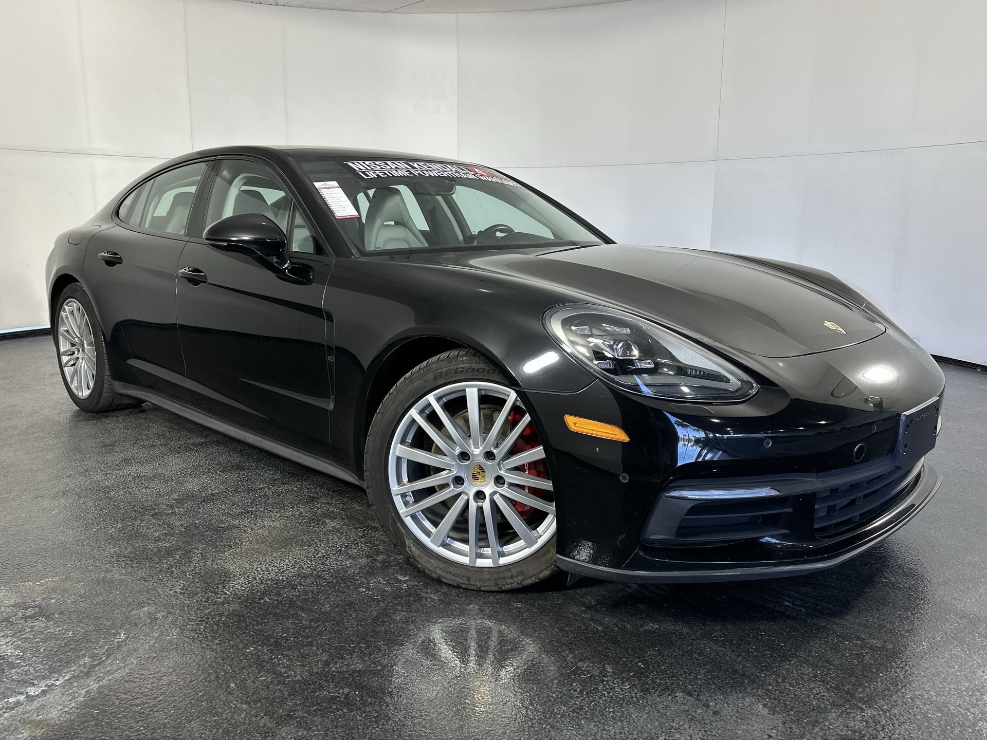 2018 Porsche Panamera 4