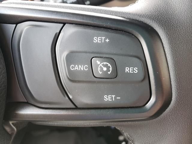 Used 2023 White Jeep Sport image 21