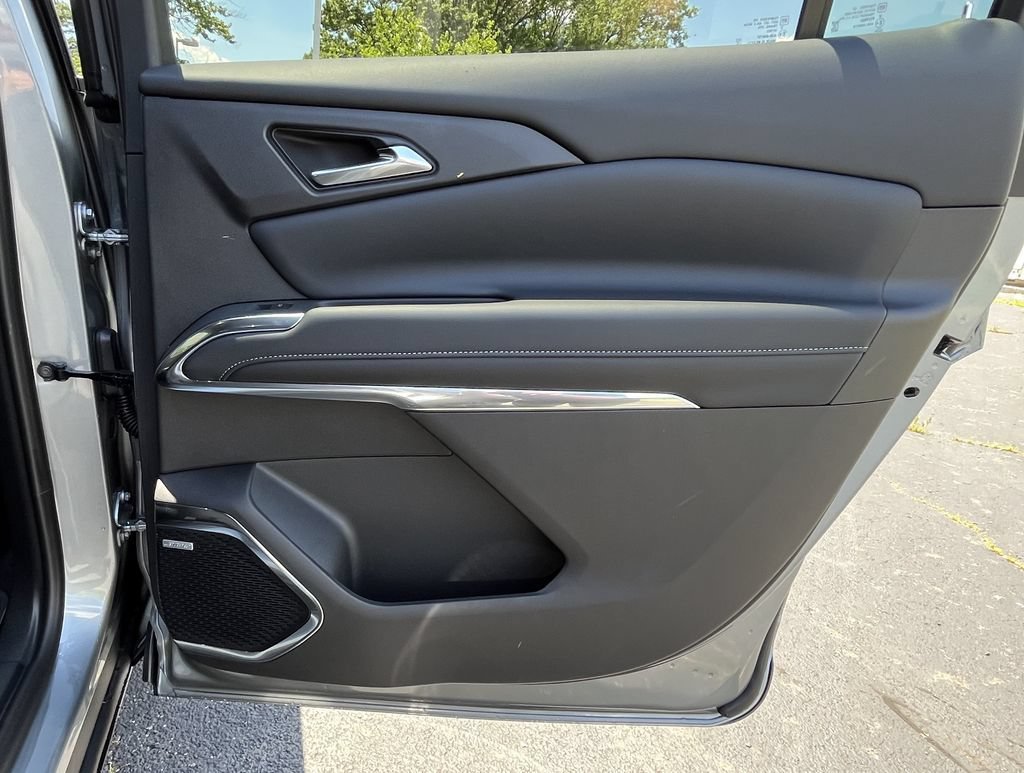 2026 Chevrolet Traverse LT - Photo 16