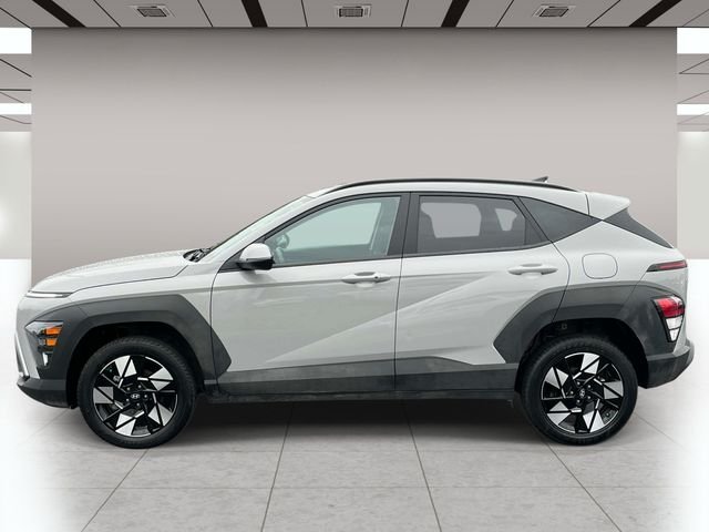 Used 2025 Gray Hyundai SEL image 7