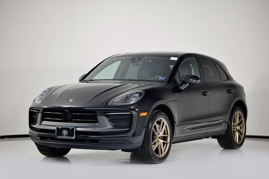 2023 Porsche Macan T