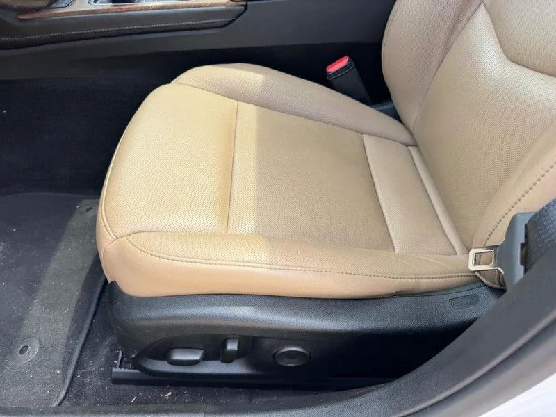 Used 2022 White Cadillac Premium Luxury image 19