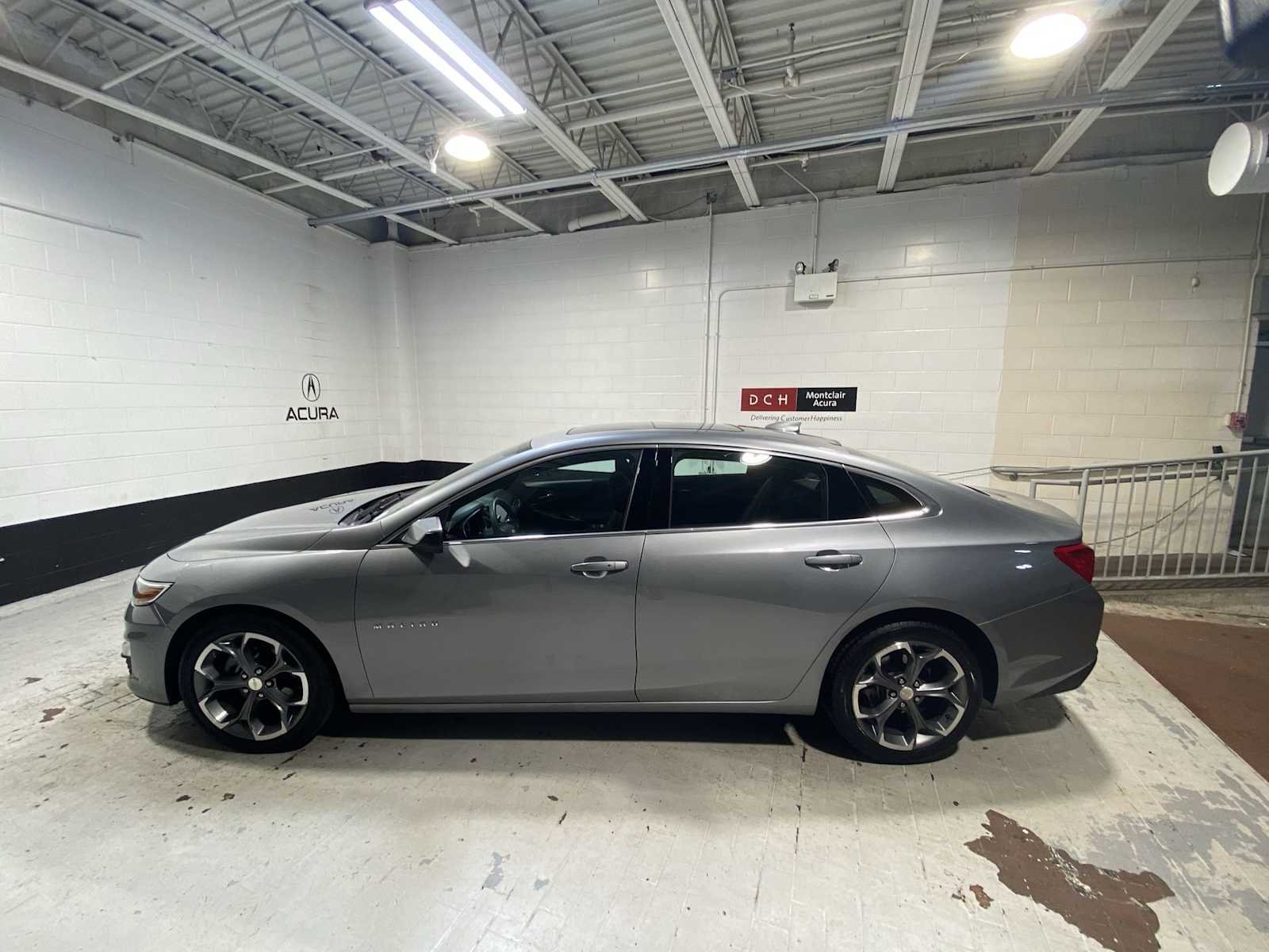 Used 2024 Sterling Gray Metallic Chevrolet LT image 3