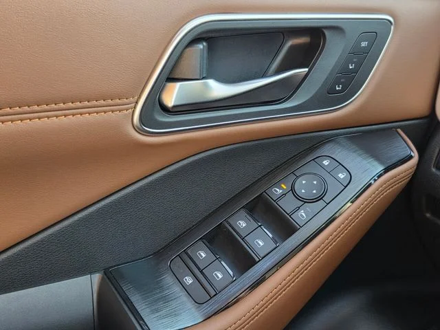 New 2026 Scarlet Ember Tintcoat Nissan Platinum image 21