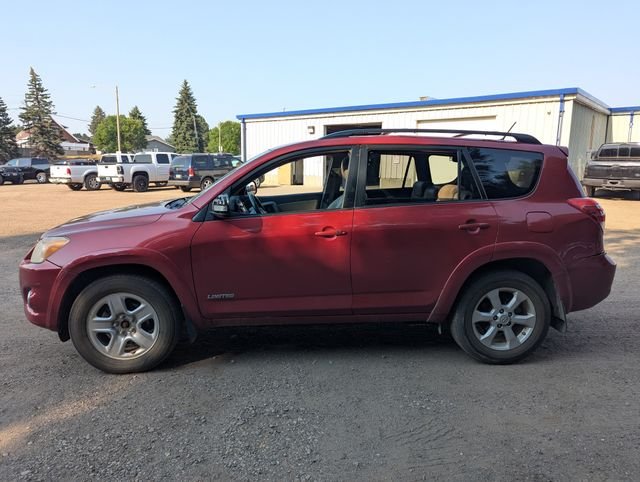 Used 2011 Red Toyota Limited image 14