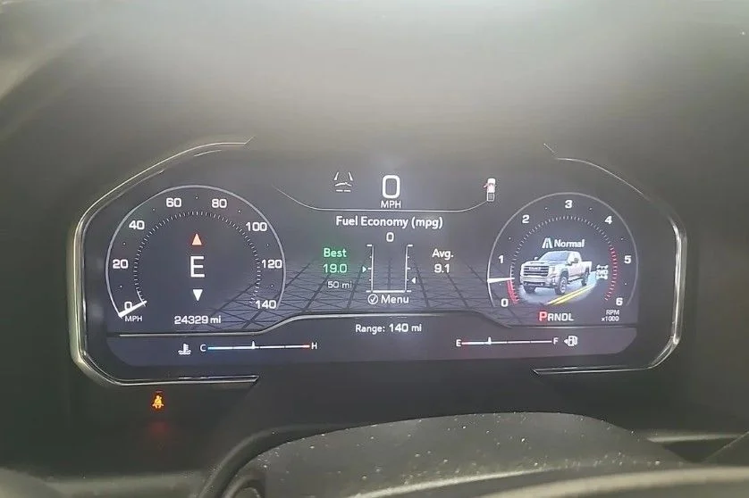 Used 2025 White GMC AT4X image 6