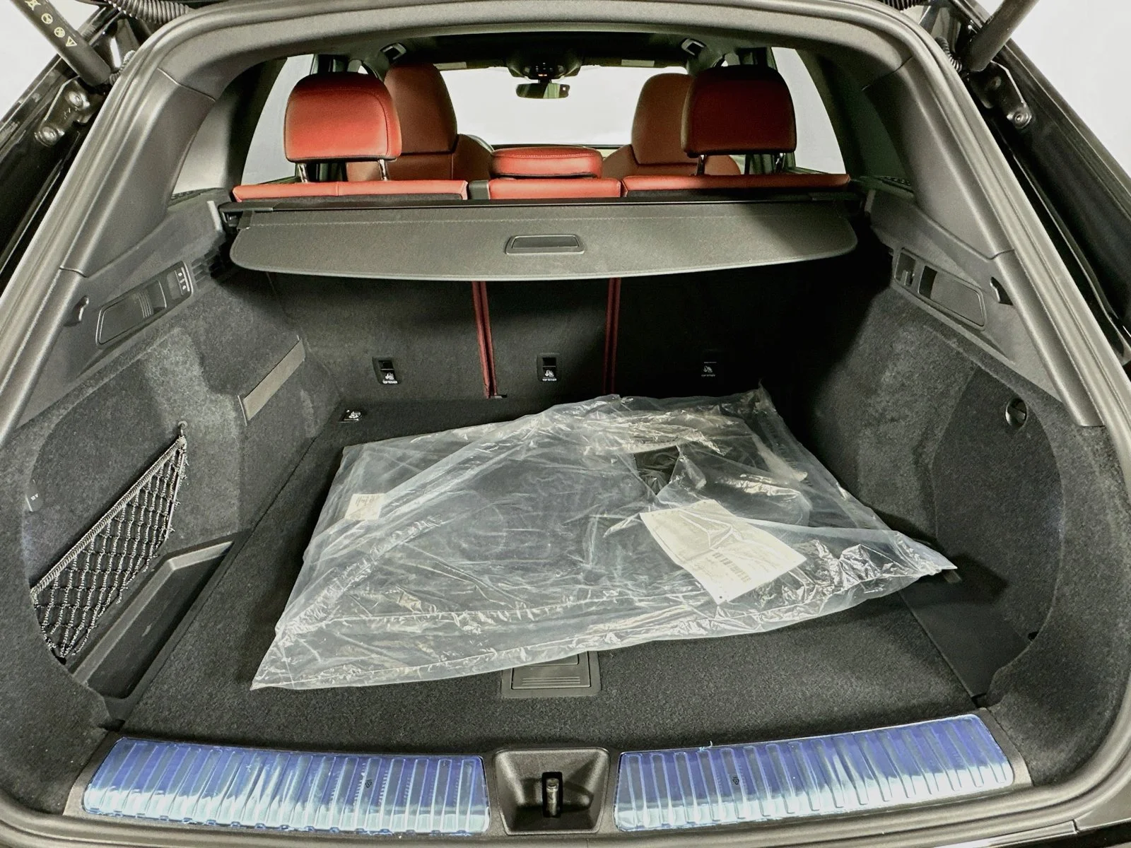 Used 2025 Black Audi  image 38