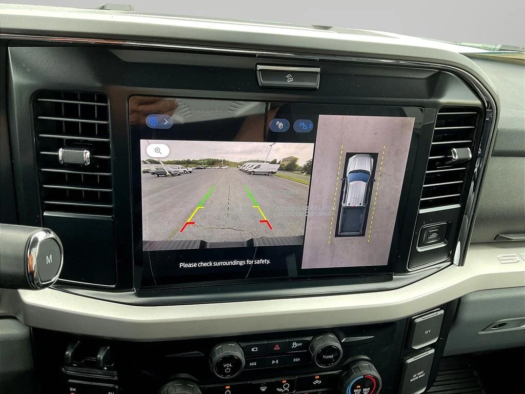 New 2026 Avalanche Ford F-250® XLT image 23