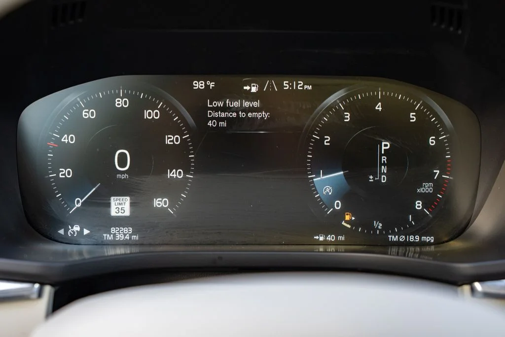 Used 2019 Blue Volvo T6 Inscription image 16